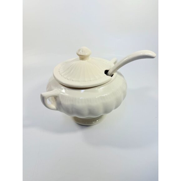Ironstone Soup Tureen with Landle California US Pottery Vintage White Ceramic Mi - Picture 8 of 16